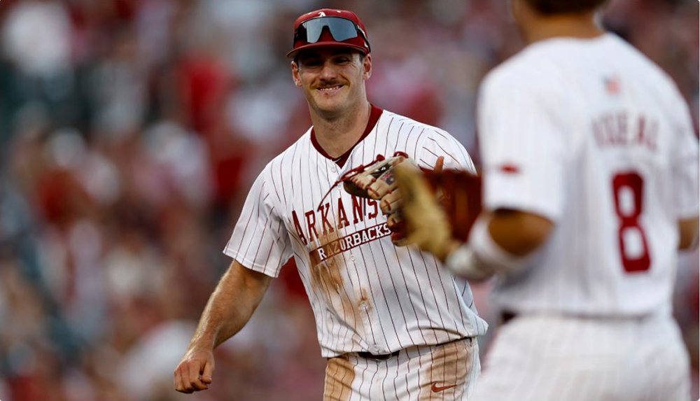 Razorbacks even