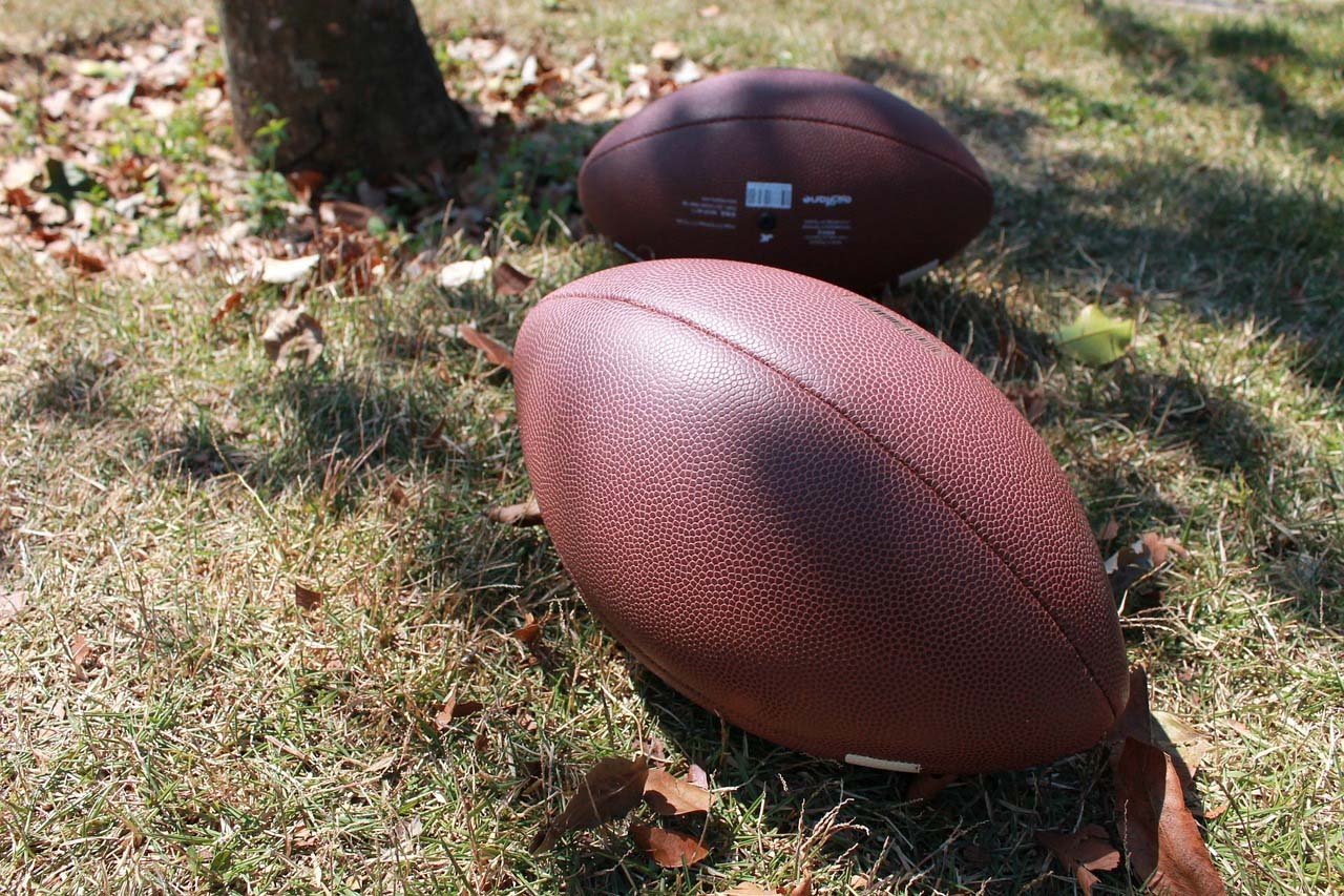 american football 220047 1280 1